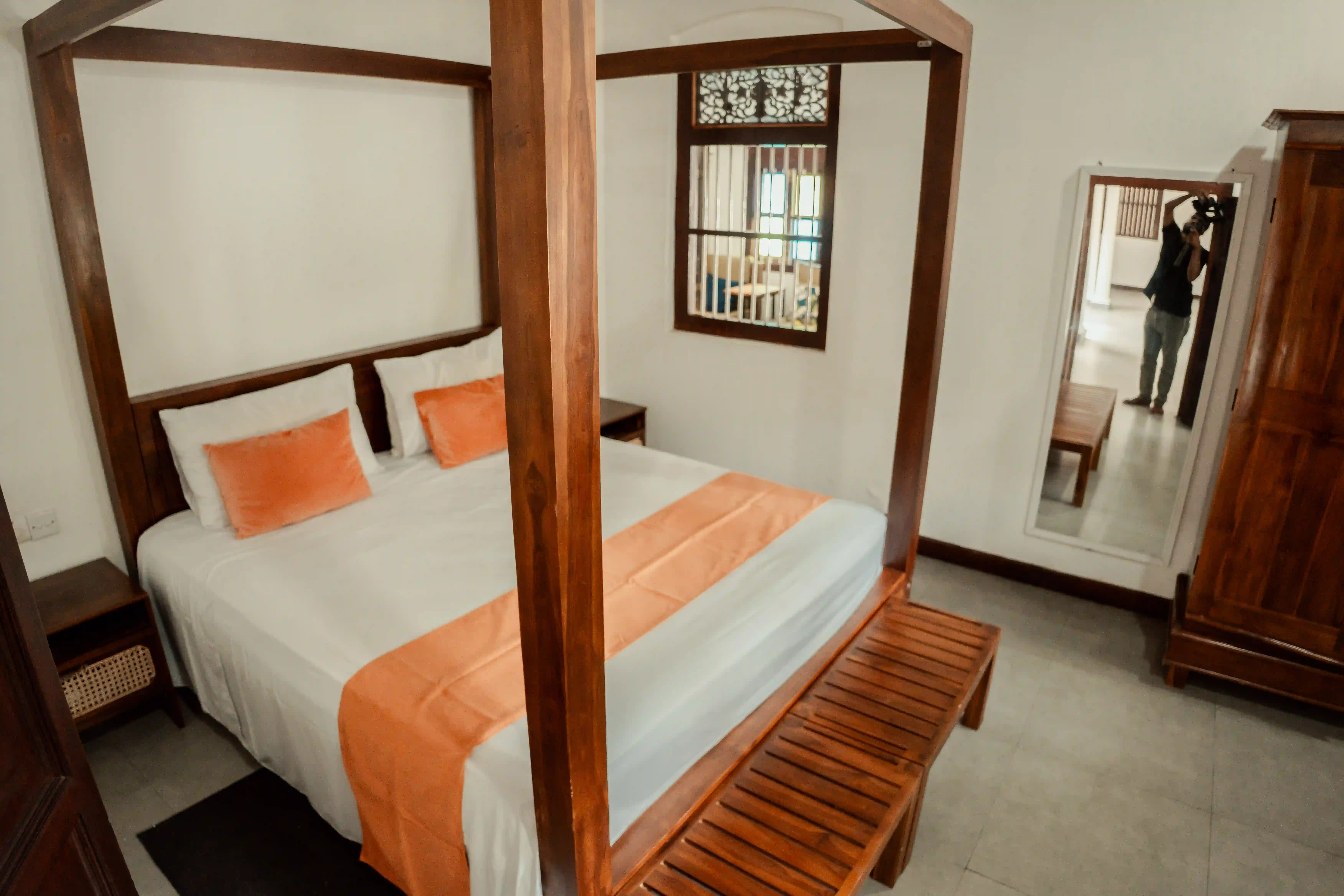 room-image-4