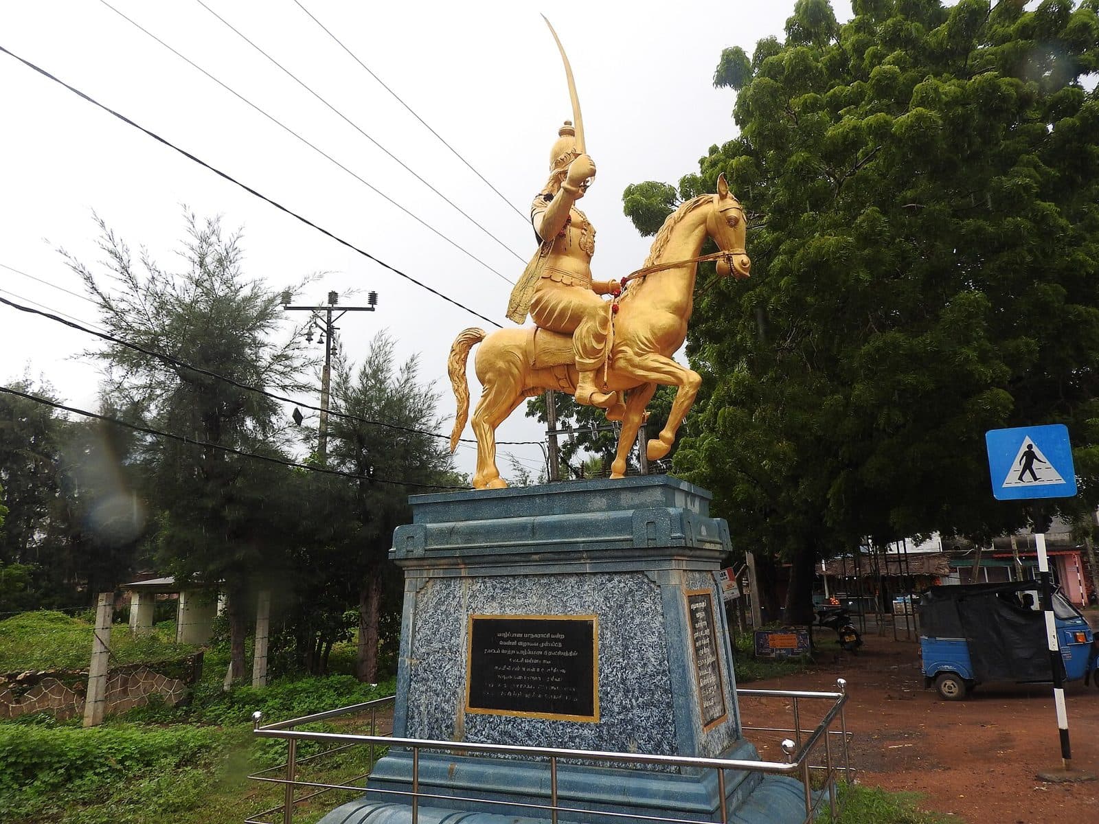 King Sangiliyan’s Statue