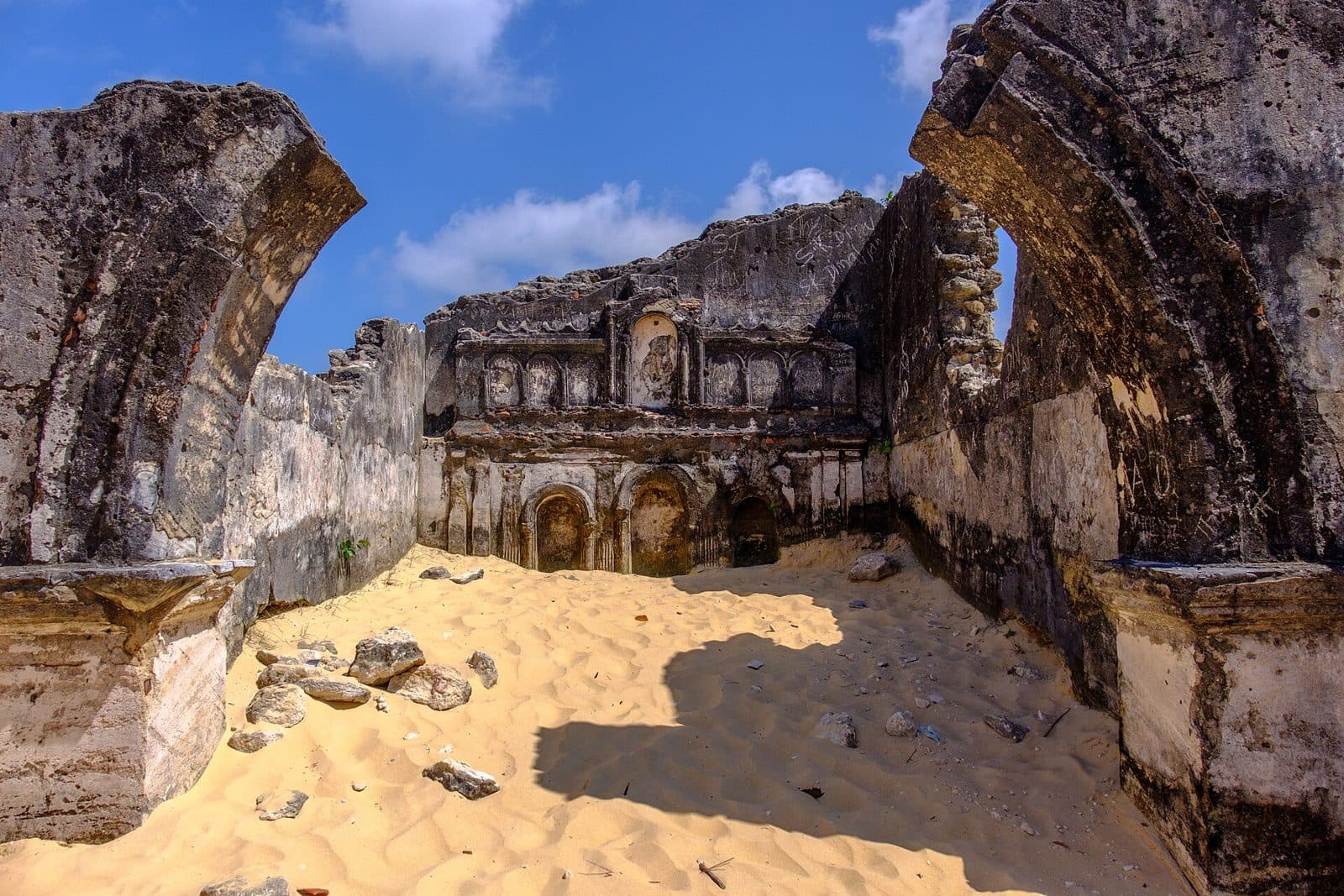 Ruins of Dutch Church Manalkadu